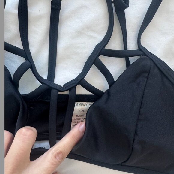 black strapy bikini top small - Picture 3 of 3